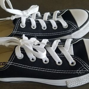 Kid's 13 black Converse